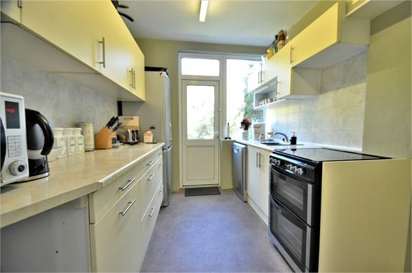 Highview Gardens, Edgware
